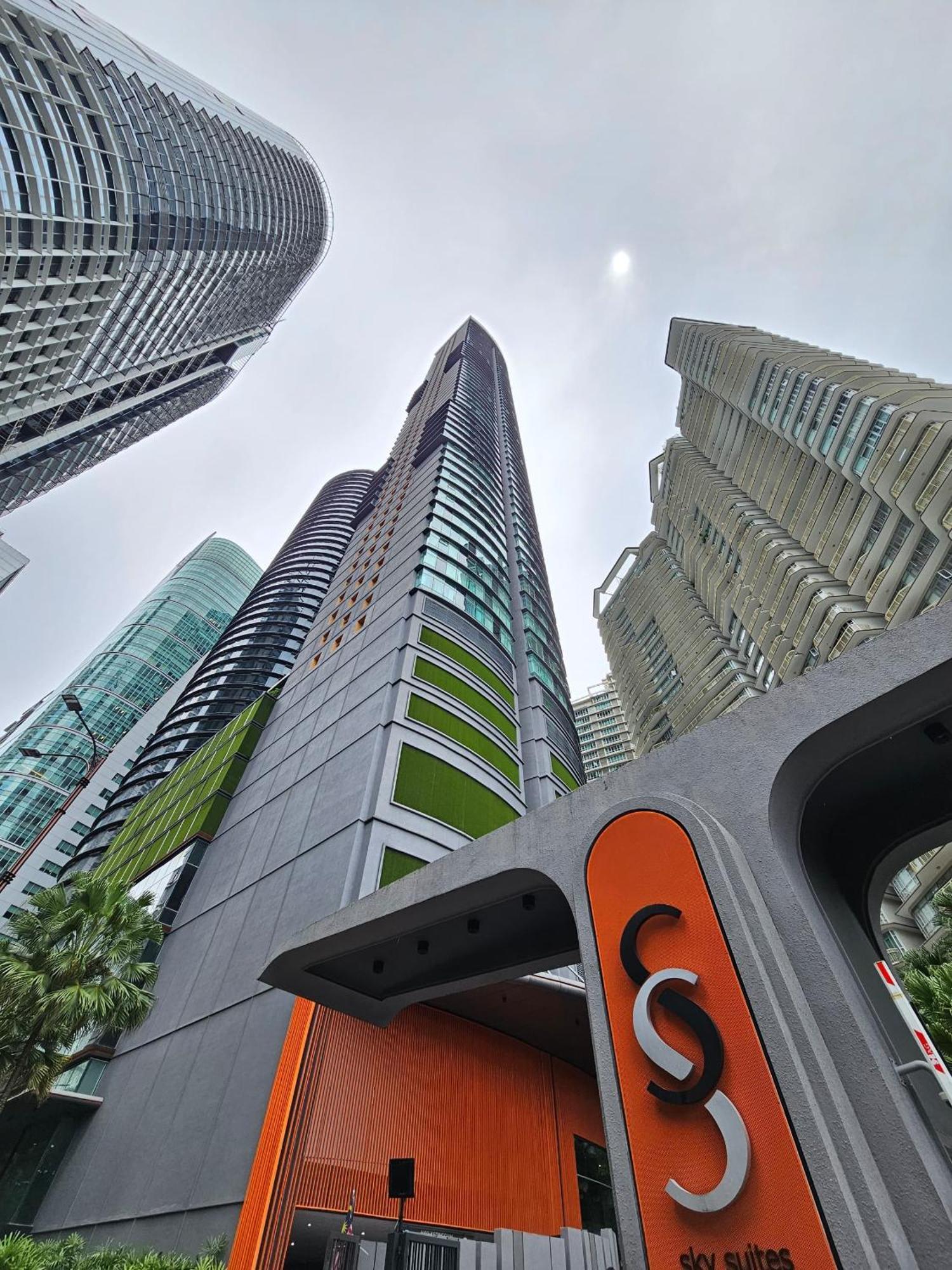 The Sky Klcc By Asianhost Apartment